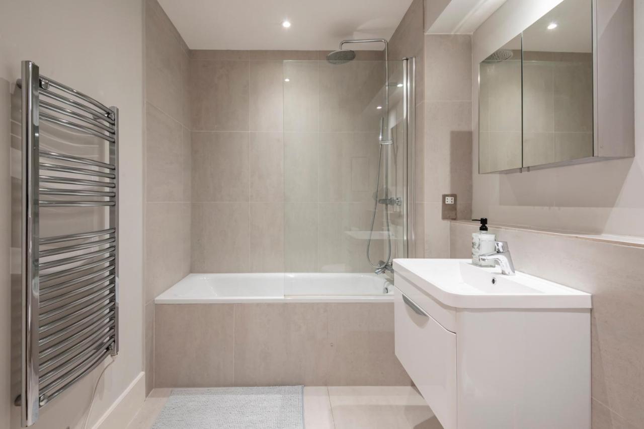 Vauxhall Skyline Apartment Londra Dış mekan fotoğraf
